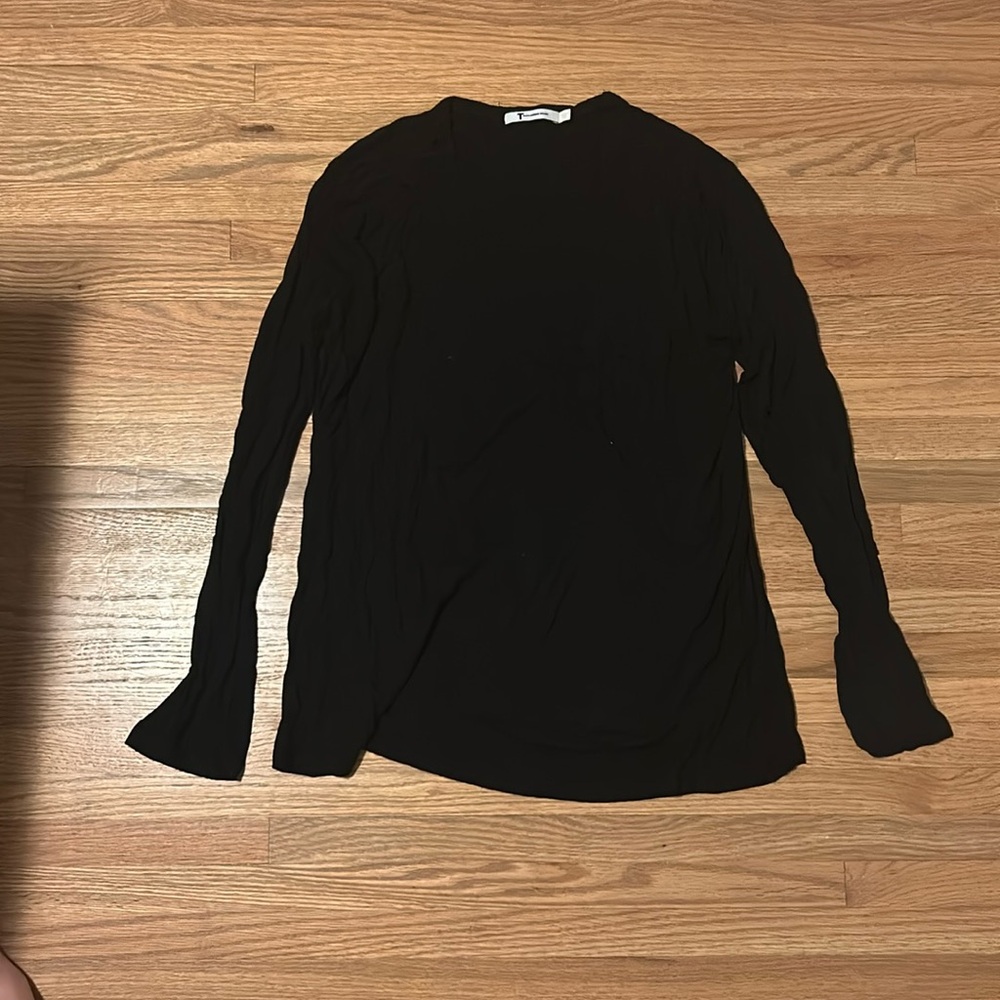Soft black long sleeve t with pocket